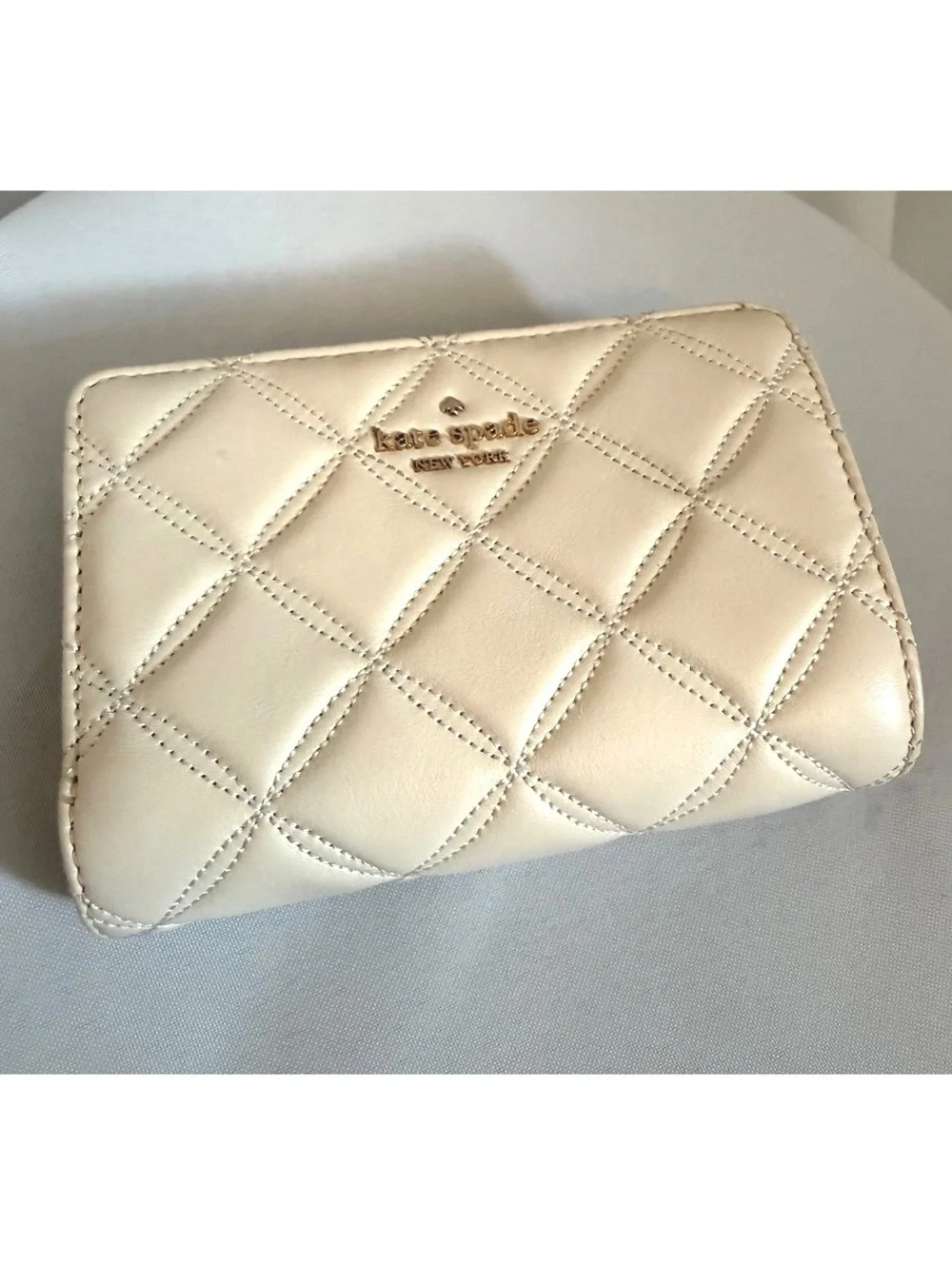Kate Spade New York Quilted Leather Medium Wallet Cream/Ivory